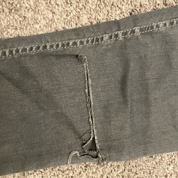 Hollister janes - Picture 3 of 5